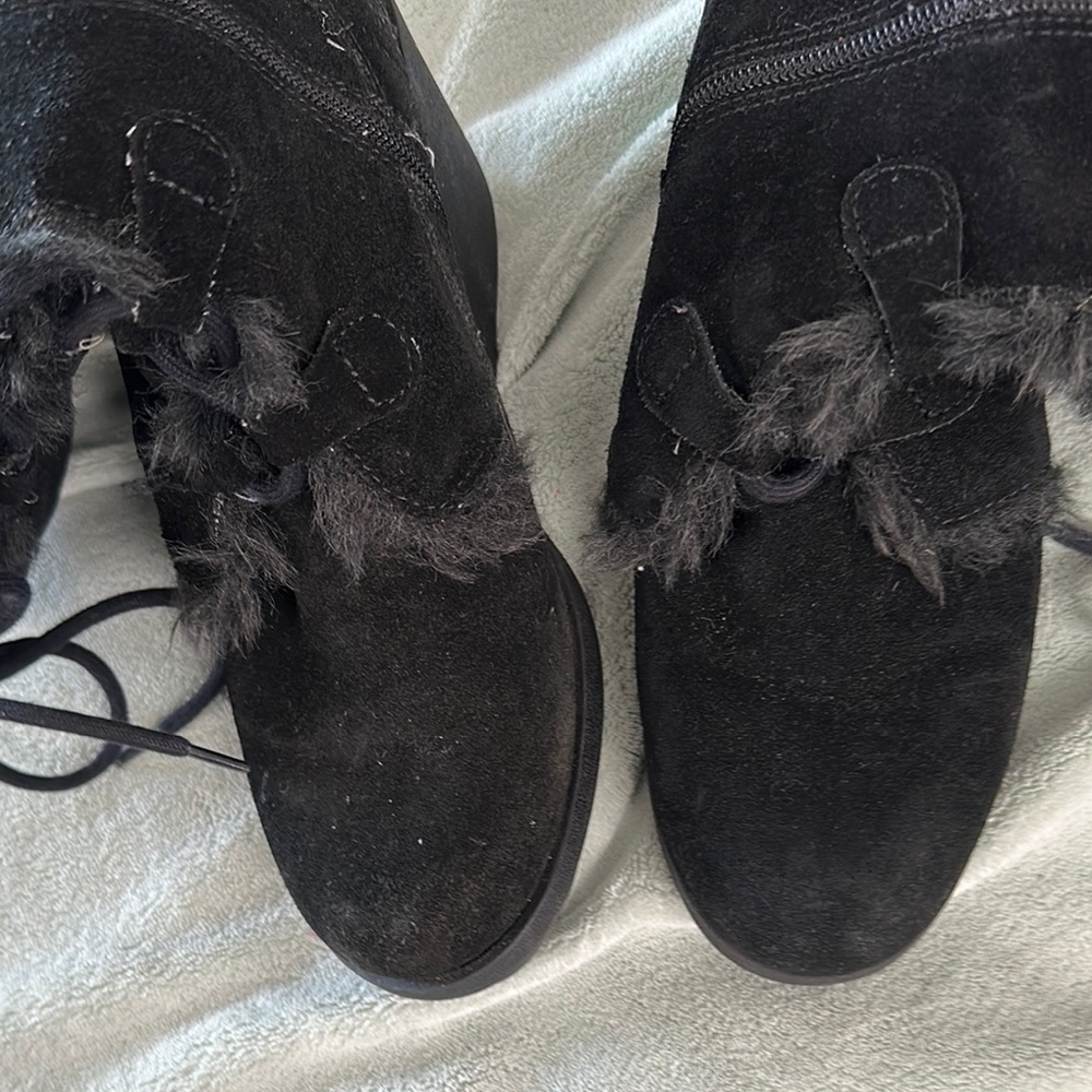 Black Lace Up Mid-Calf Boots with Fur Trim Size 9 - Picture 7 of 11